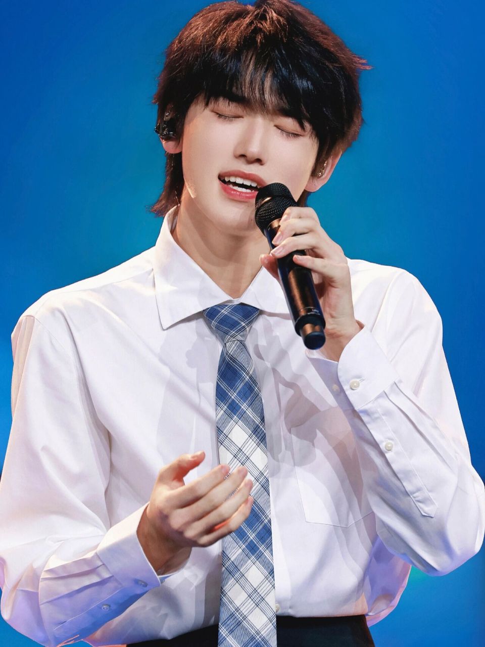 宋亚轩‖美图分享 绝了这些图片真的非常非常好看 	 芽芽宝贝太好看了