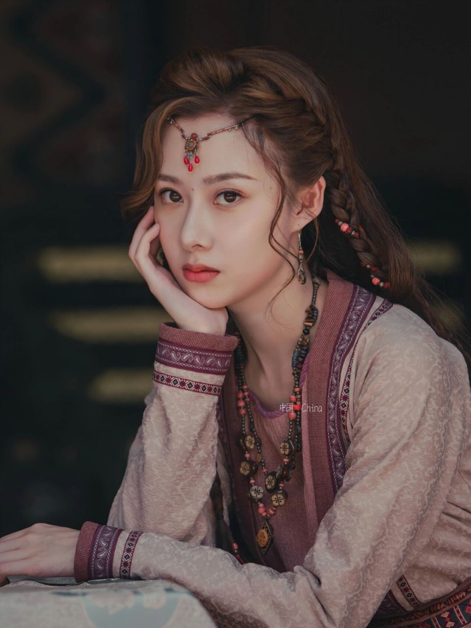 古装剧头饰研究所Ⅰ《长歌行》弥弥古丽 家破人亡,幼弟被掳, 好不容易