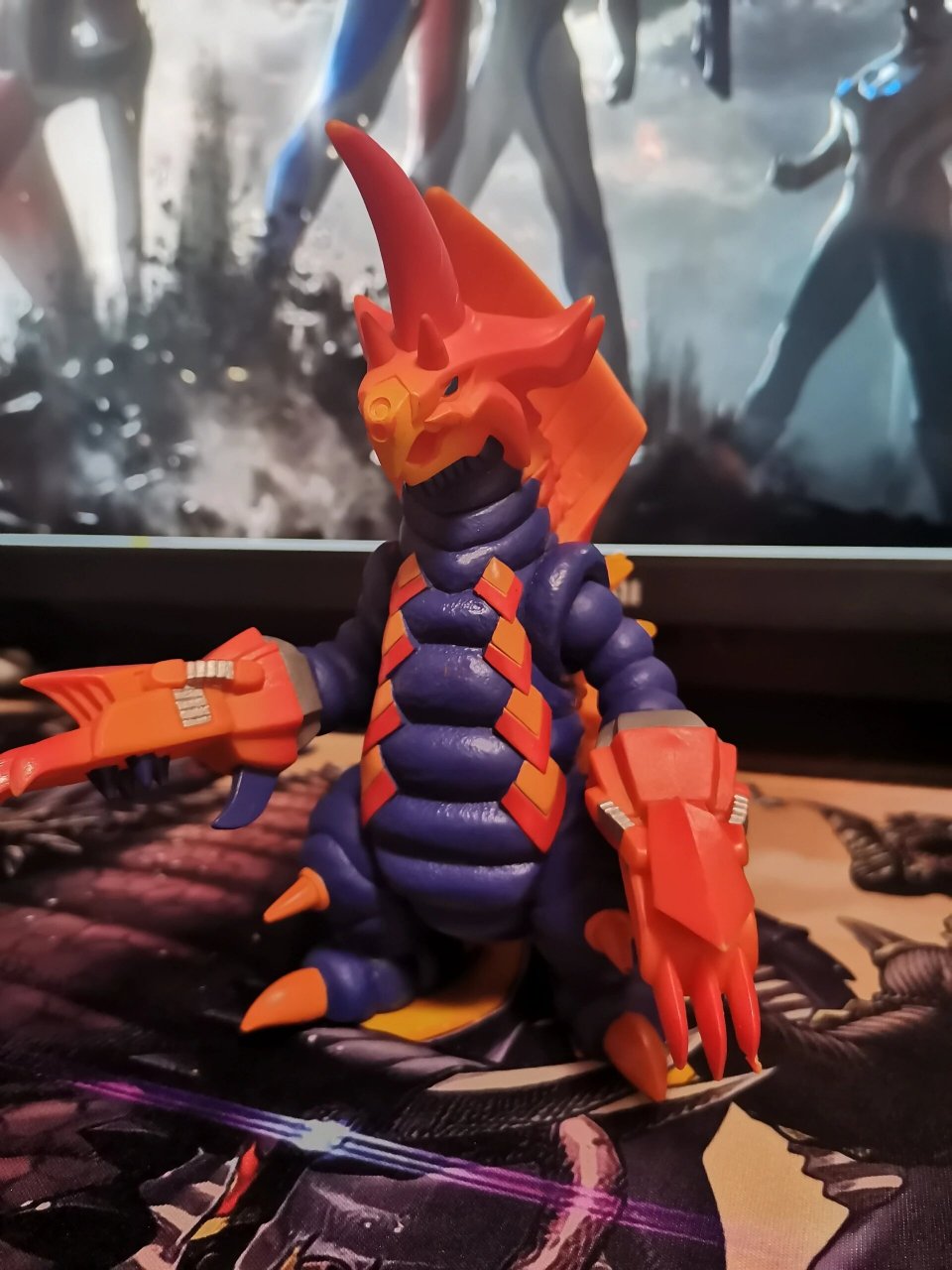 17cm软胶分享ex杰顿/ex巴克西姆 宇宙恐龙 ex杰顿(2008) 一角超兽 ex