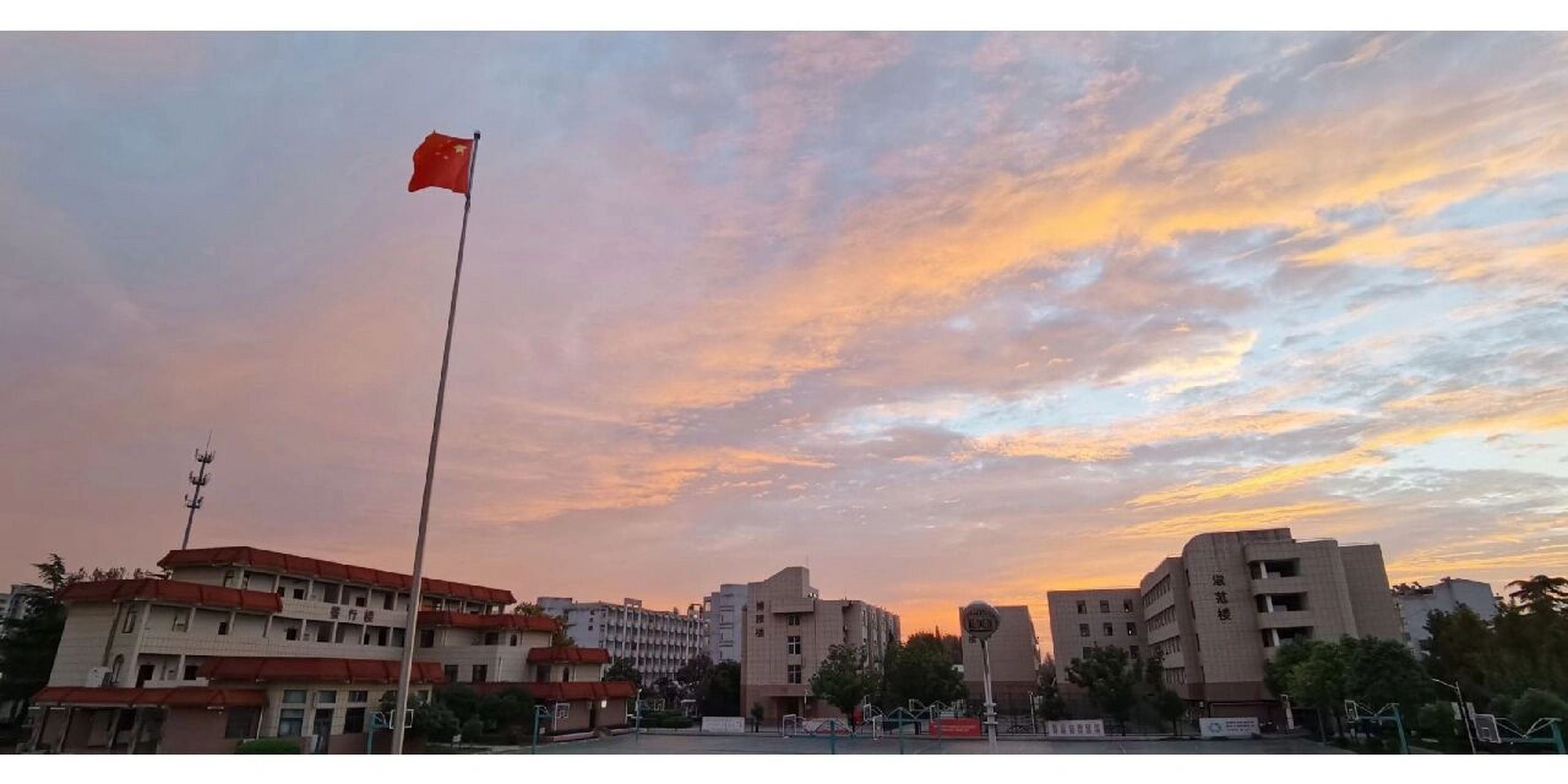 侯集高级中学 新高二,侯集的校友可以聊聊 新高一有想咨询的也可以问