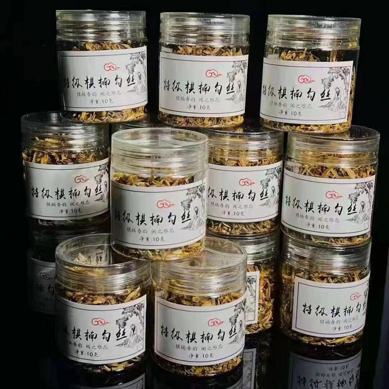 绿奇楠沉香勾丝,可以用来泡水泡茶喝和熏香 金丝糖结奇楠沉香勾丝