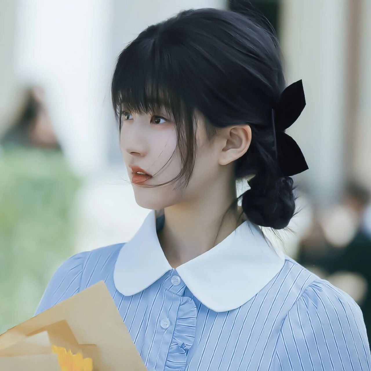 赵露思头像 自己修的 可能不是很好看90