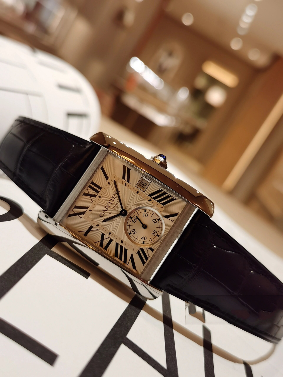 卡地亚 | tankmc 男士高级腕表 卡地亚经典美学的代表作tank mc 89