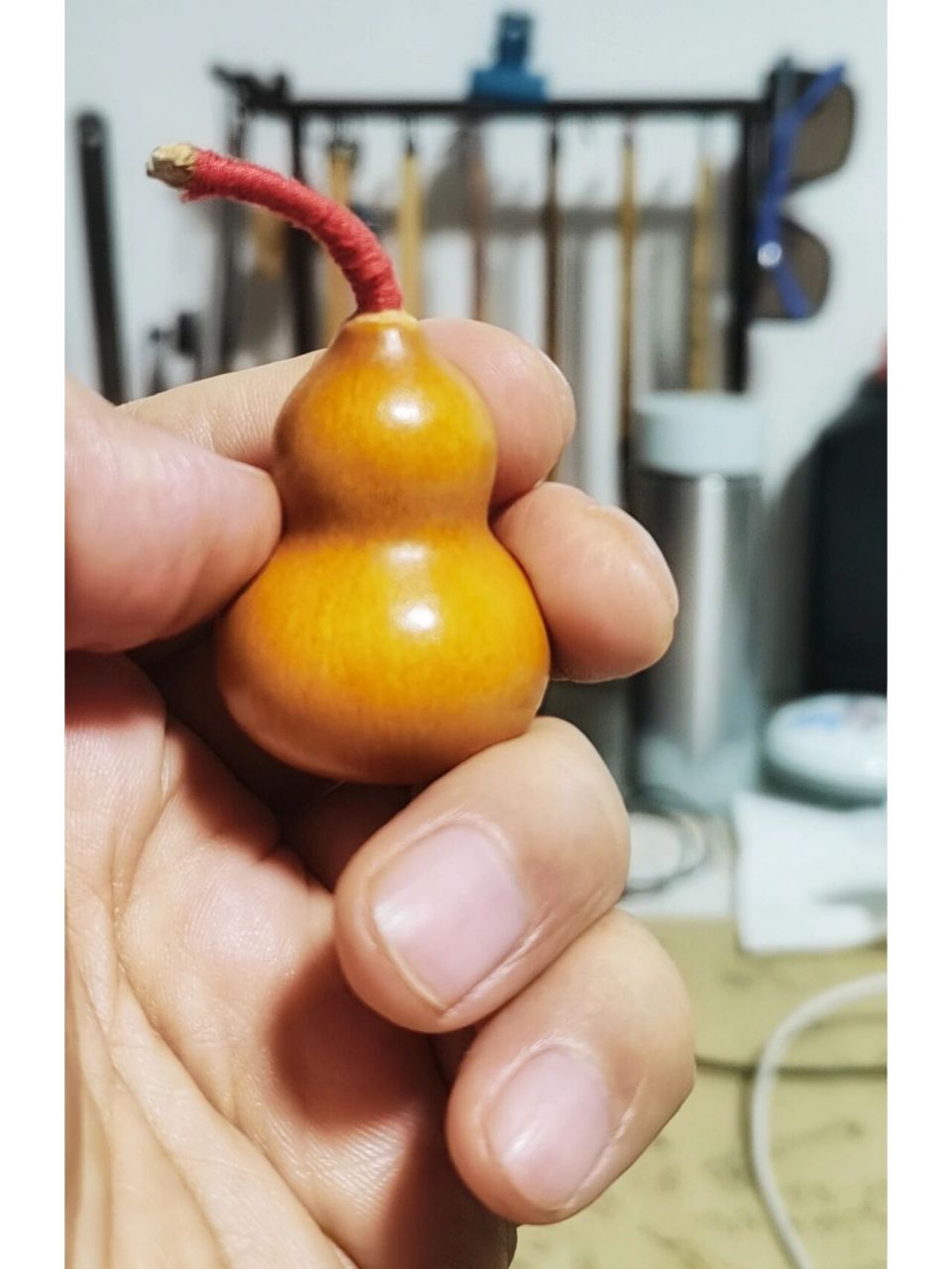 把玩了10年的文玩小葫芦 一转眼过去10多年了,手边的东西还在.