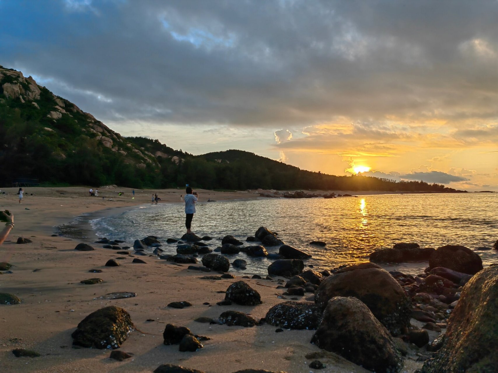 广东台山崩塘湾最美日出照片来了 清晨五点十五分在隔壁浪琴湾野沙滩