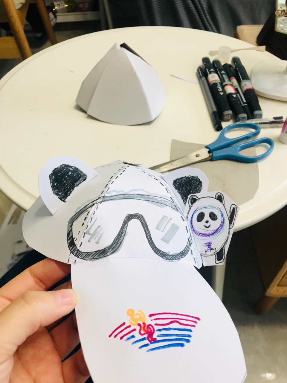 冬奥会 亚运会 手工帽子 老师让做一个 又有冬奥会元素,又有亚运会