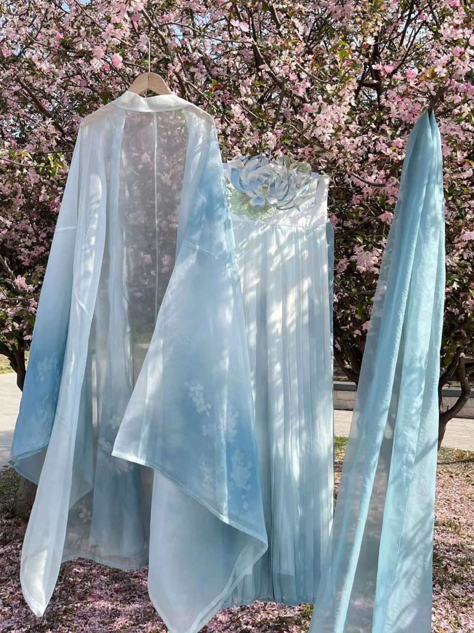 清冷仙气的诃子裙图透～不到两根09! 91月槿姬