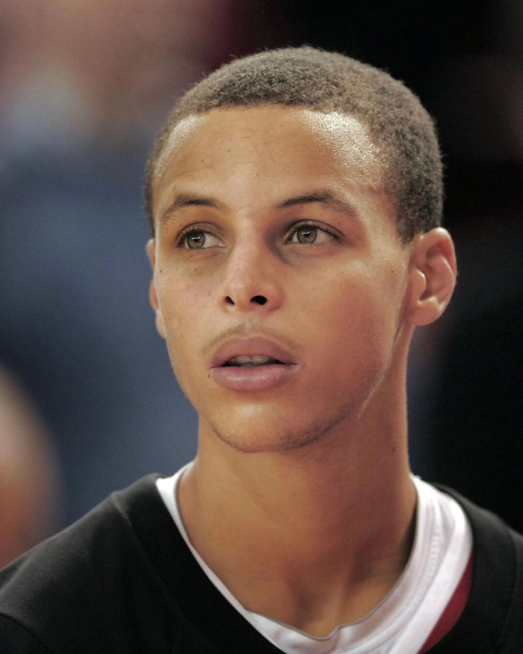 curry 你为什么喜欢他#篮球# #nba# #篮球头像壁纸# #curry# #庫里