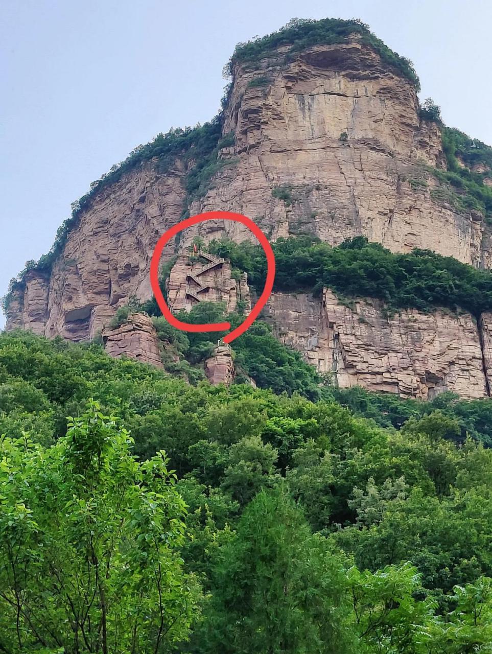 林州太行大峡谷, 王相岩景区, 这山路,跟天梯一样, 我带着老母亲,老