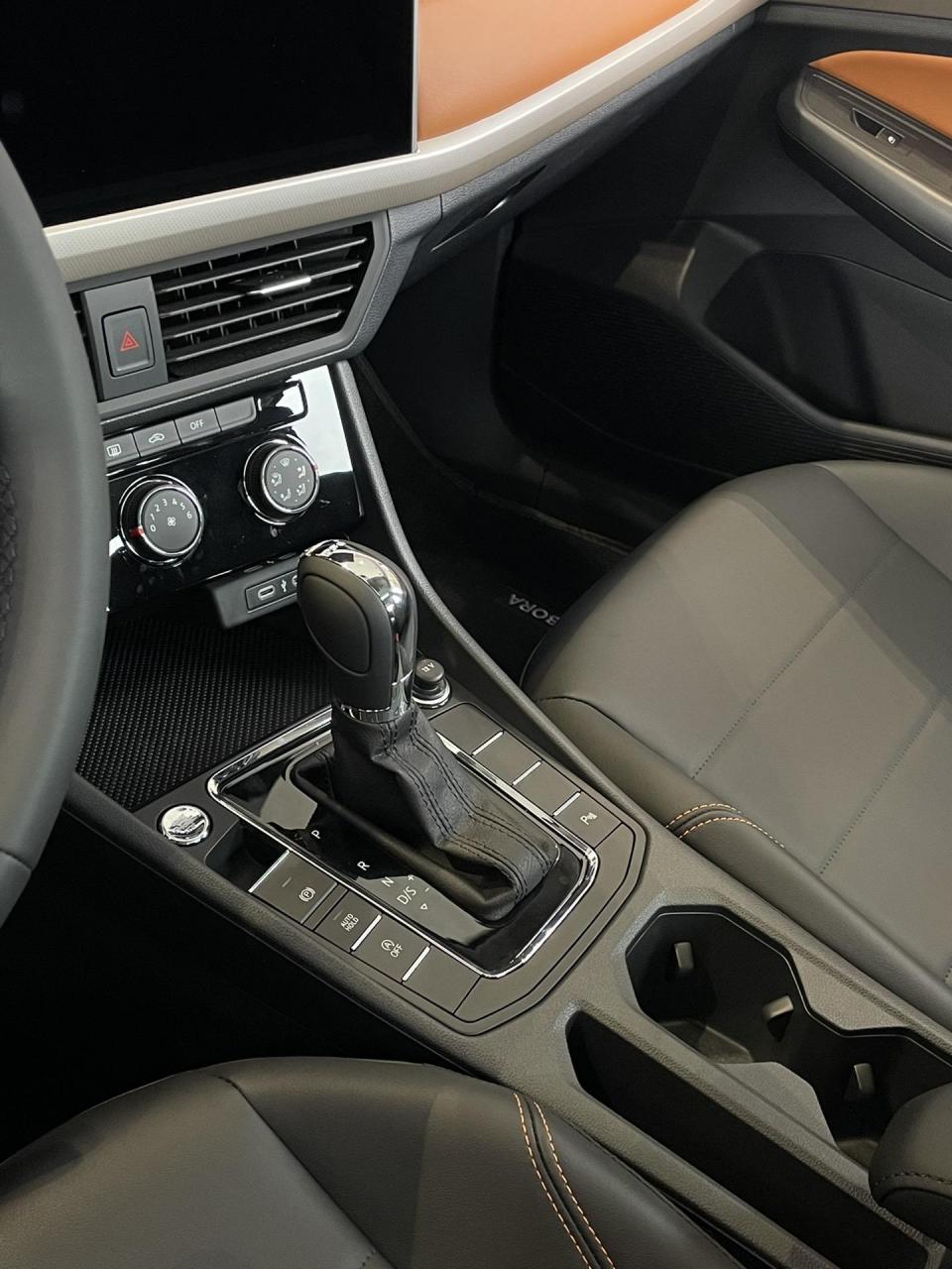 宝来1.2t悦行导航版 指导价:130100