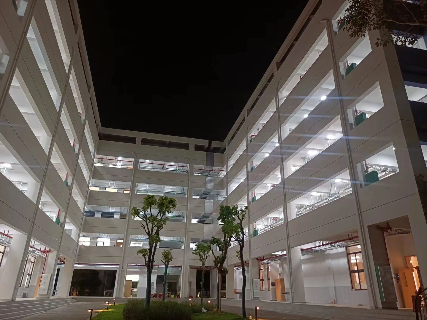 海口市灵山中学高中部