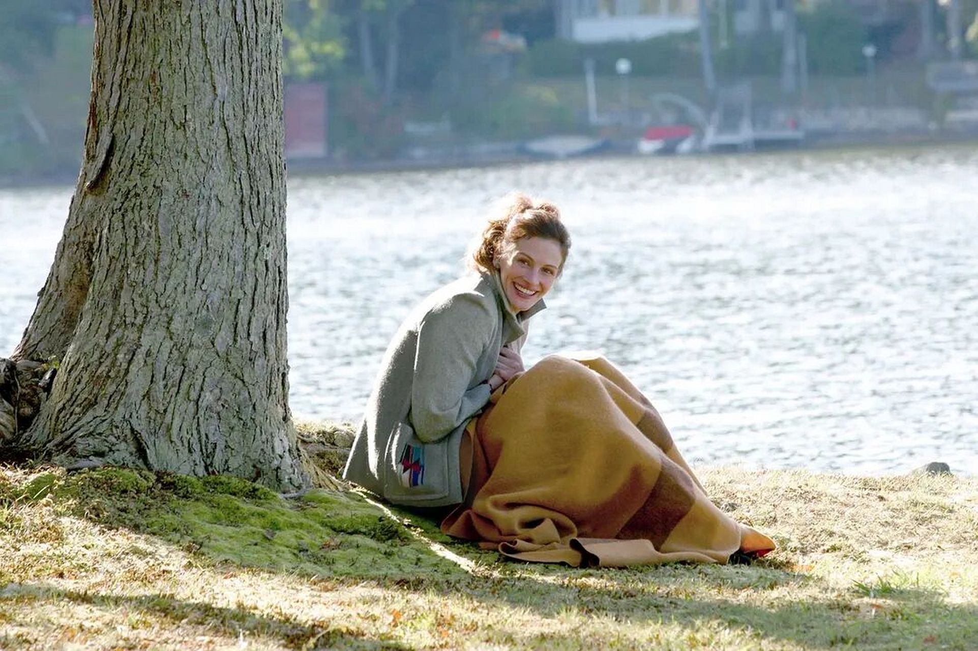 这部电影真的值得一看再看.茱莉亚罗伯茨永远不会让你失望,她的魅力总