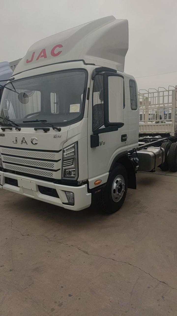 新款江淮骏铃v8出来了,大家不要去买老款了