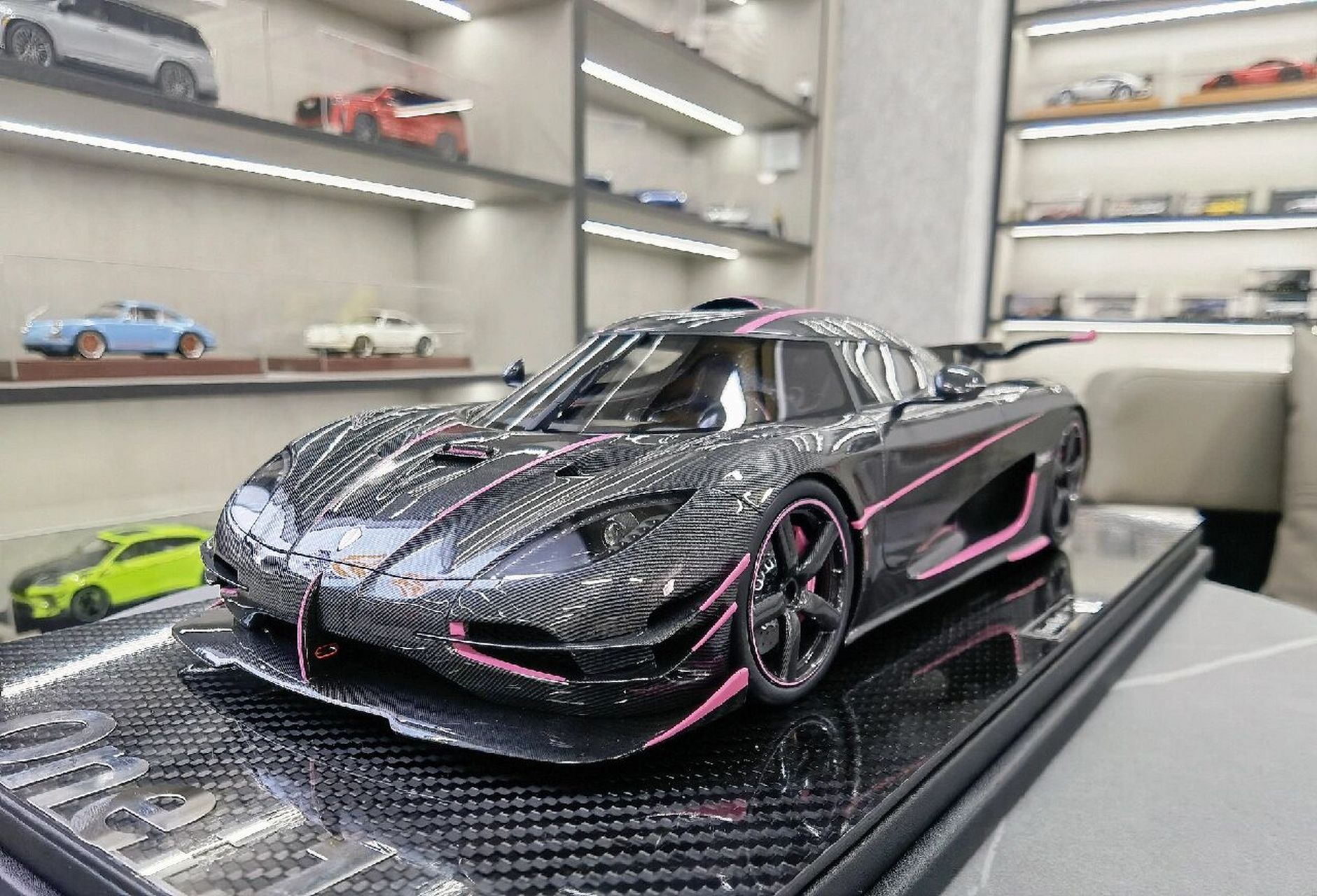 fa 柯尼塞格 one:1 粉碳 超跑汽车模型94 fa 柯尼塞格 one:1 粉碳