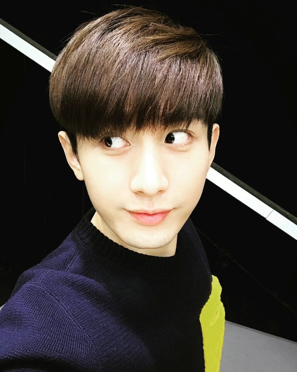 成毅旧照来一波! 果果们我来啦,淇淇很久之前的旧照来一波!