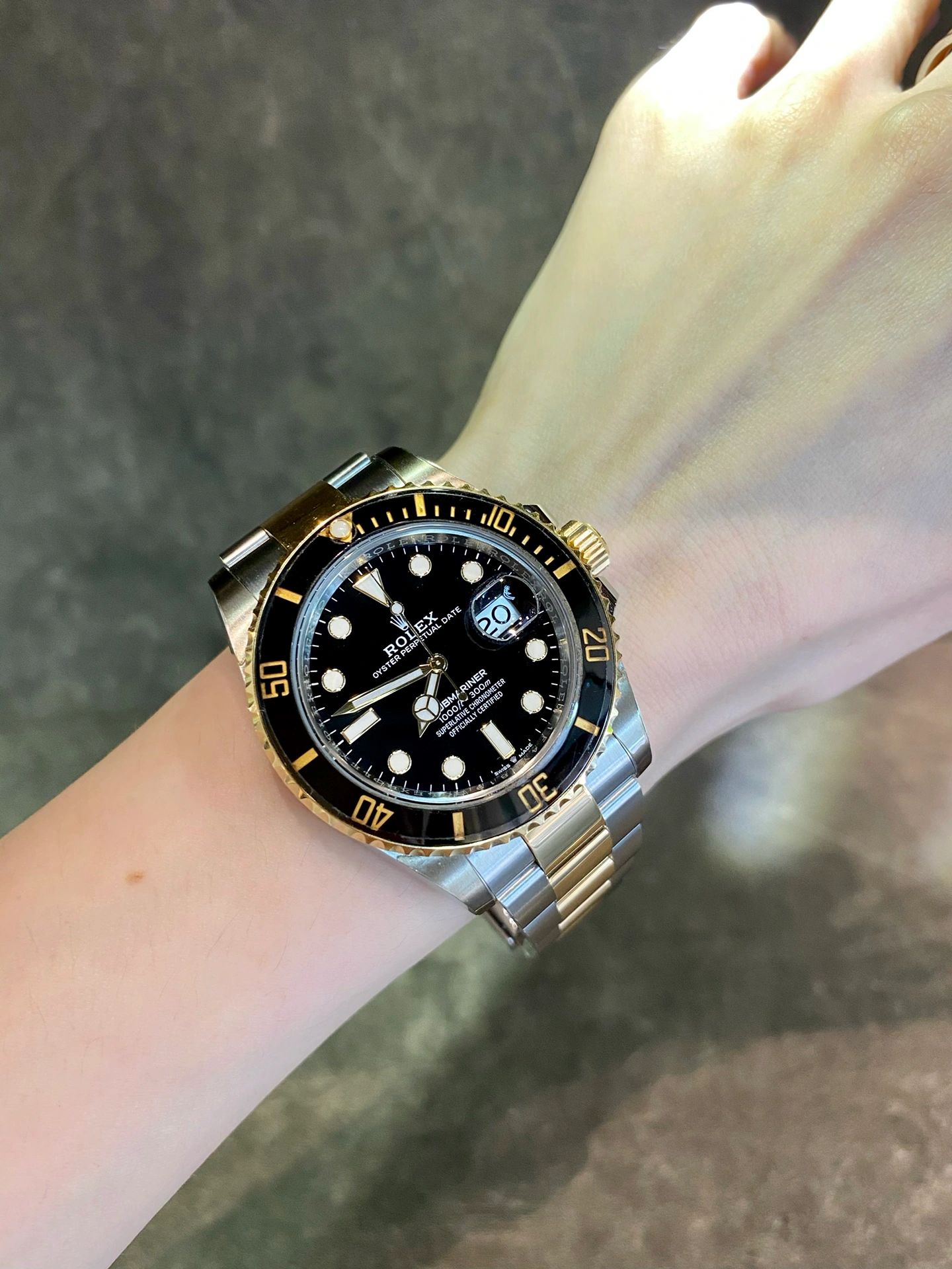 潜航者系列126613ln-0002间金黑 新款间金黑水鬼 可以说是劳力士经典