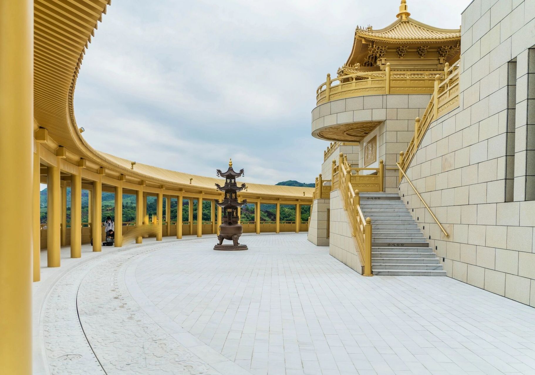 宁波佛学院 雪窦山弥勒圣坛 雪窦山弥勒圣坛/浙江佛学院 浙江省宁波市