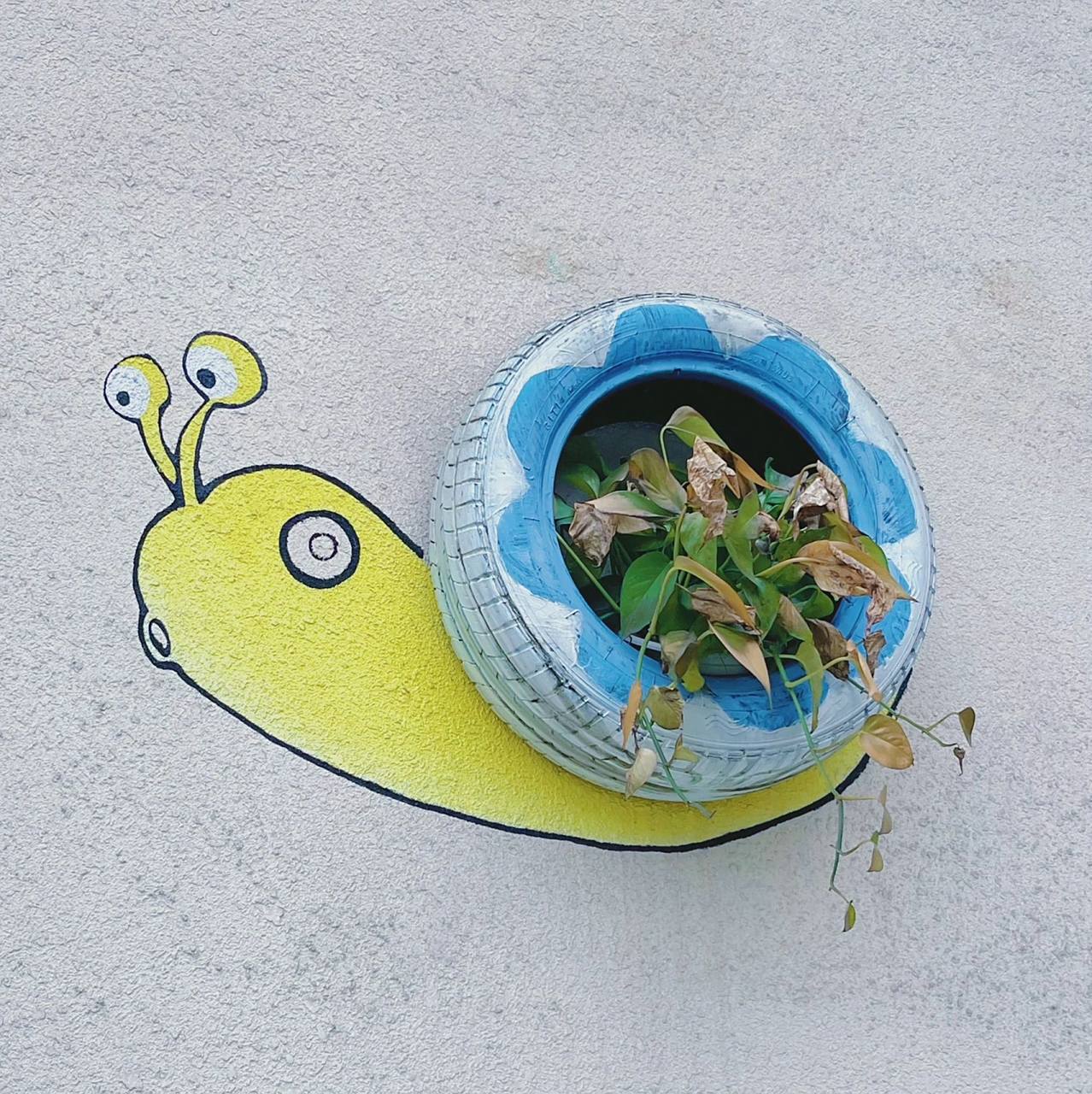 幼儿园环创 | 户外 | 轮胎改造 轮胎创意墙绘