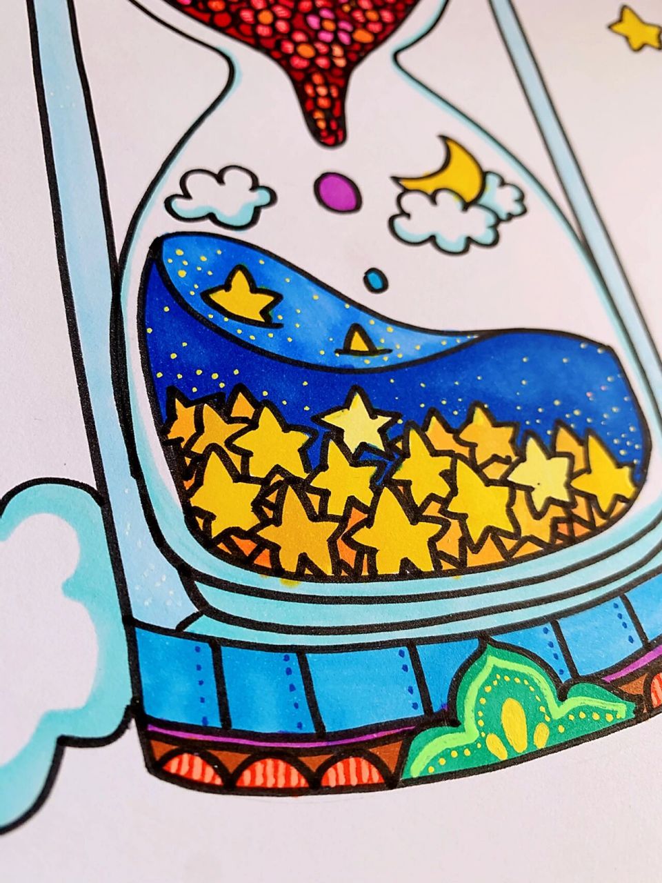 儿童绘画课程教学—《神奇的沙漏》 时间是个跟神奇的东西 它能让美好