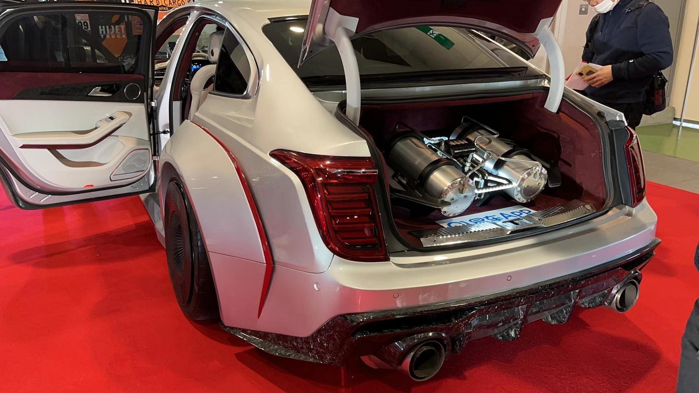 文成走出国门了.2023大阪改装展,溜溜哥改的文成,对于这车的改装