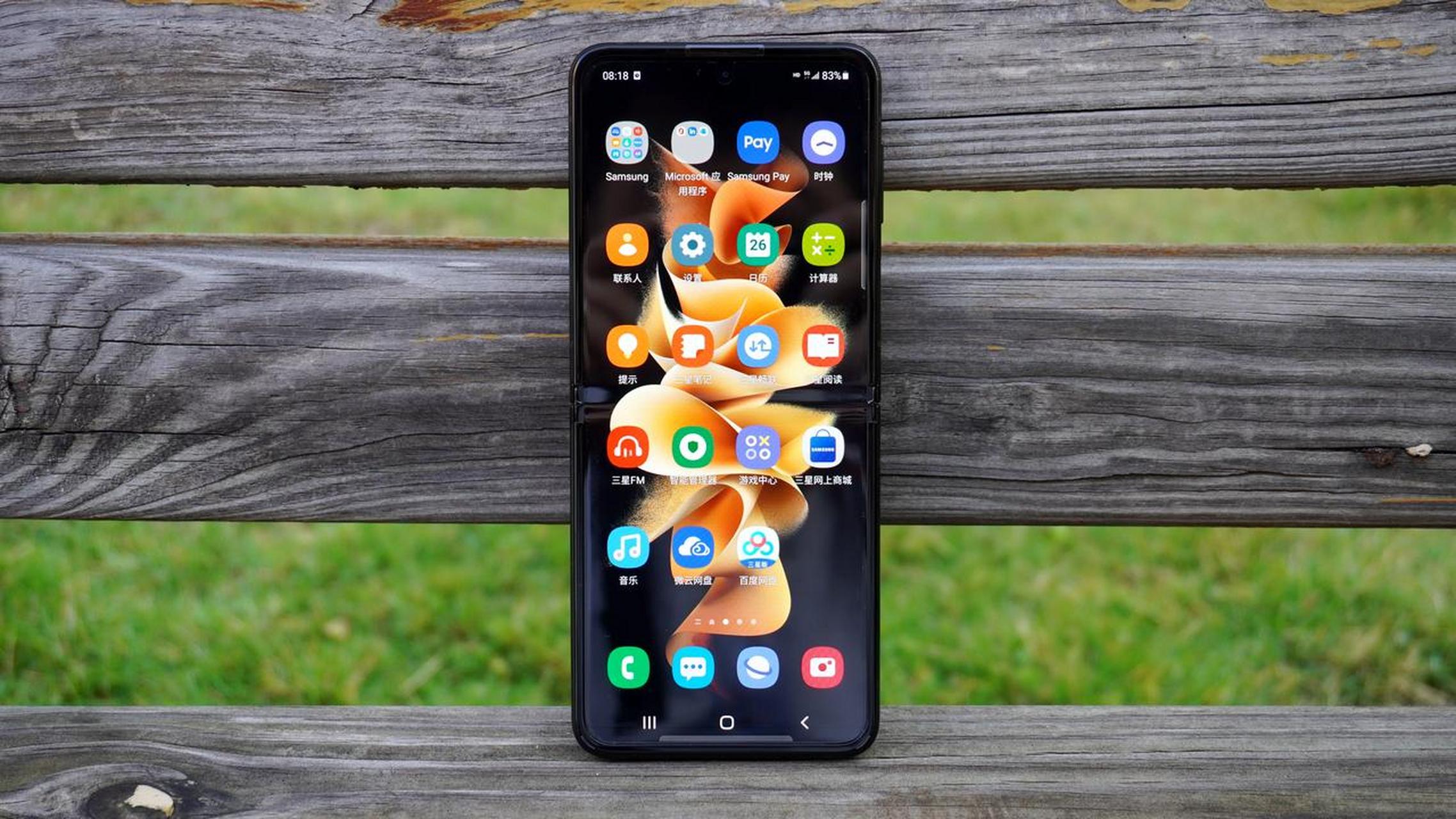 三星galaxy z flip3陨石海岸配色随手拍种草图赏: 今年最拉风的手机