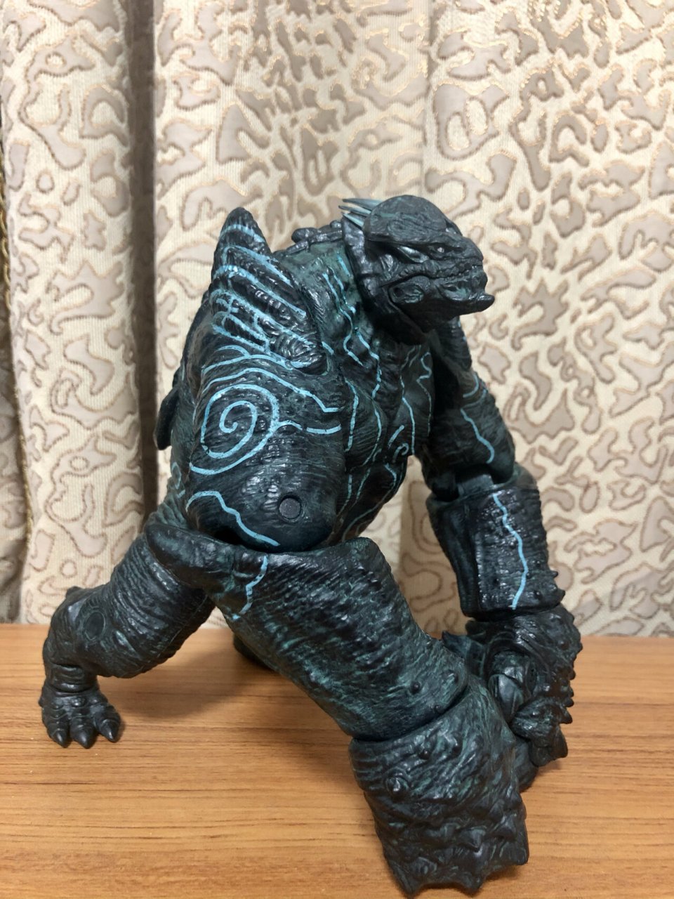 分享环太平洋怪兽-棱背龟 90:棱背龟像一头大猩猩,身披厚重的角质层