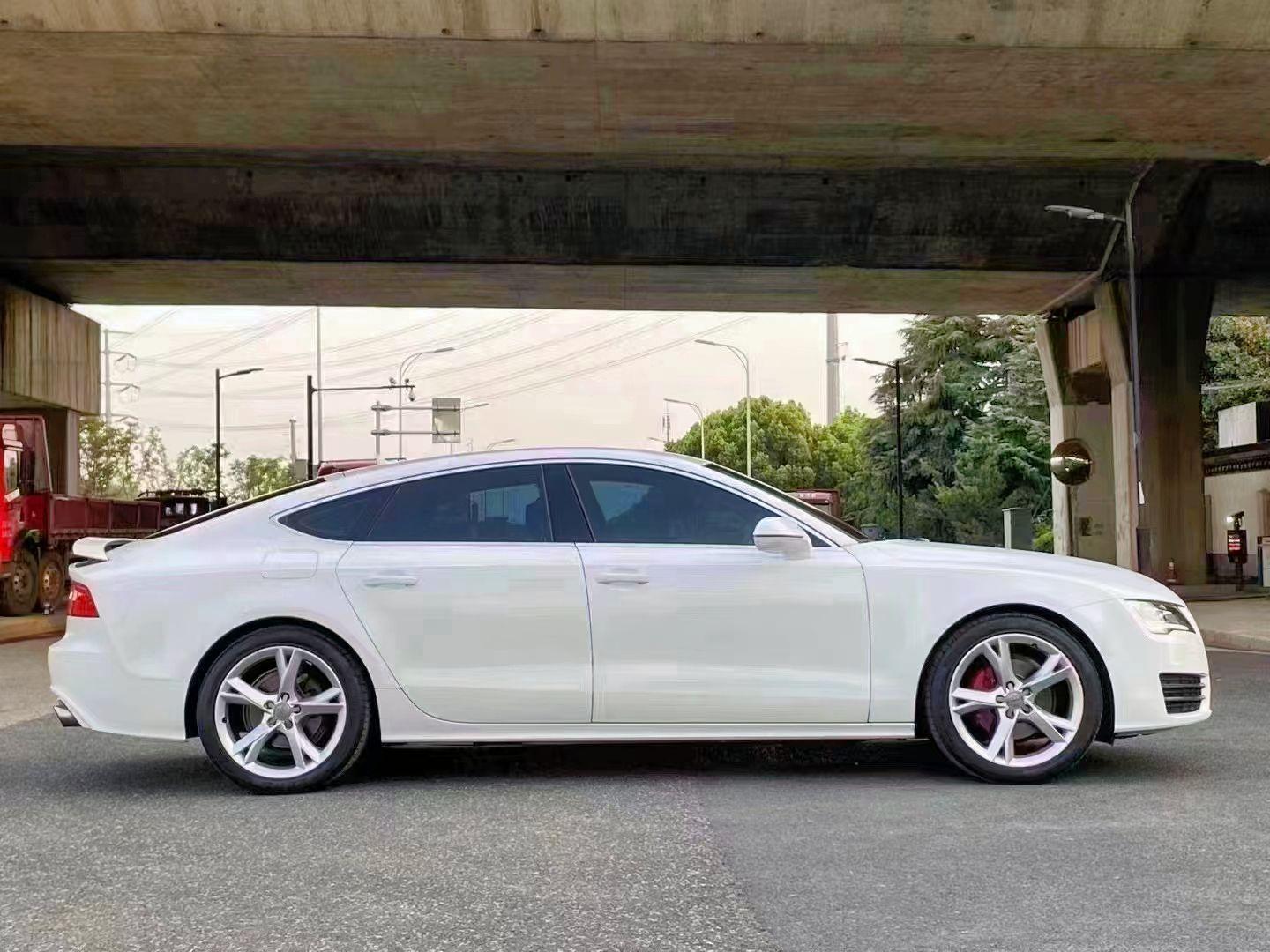 奥迪a7 35 fsi quattro 技术型 【上牌时间】2016年06月【行驶里程】