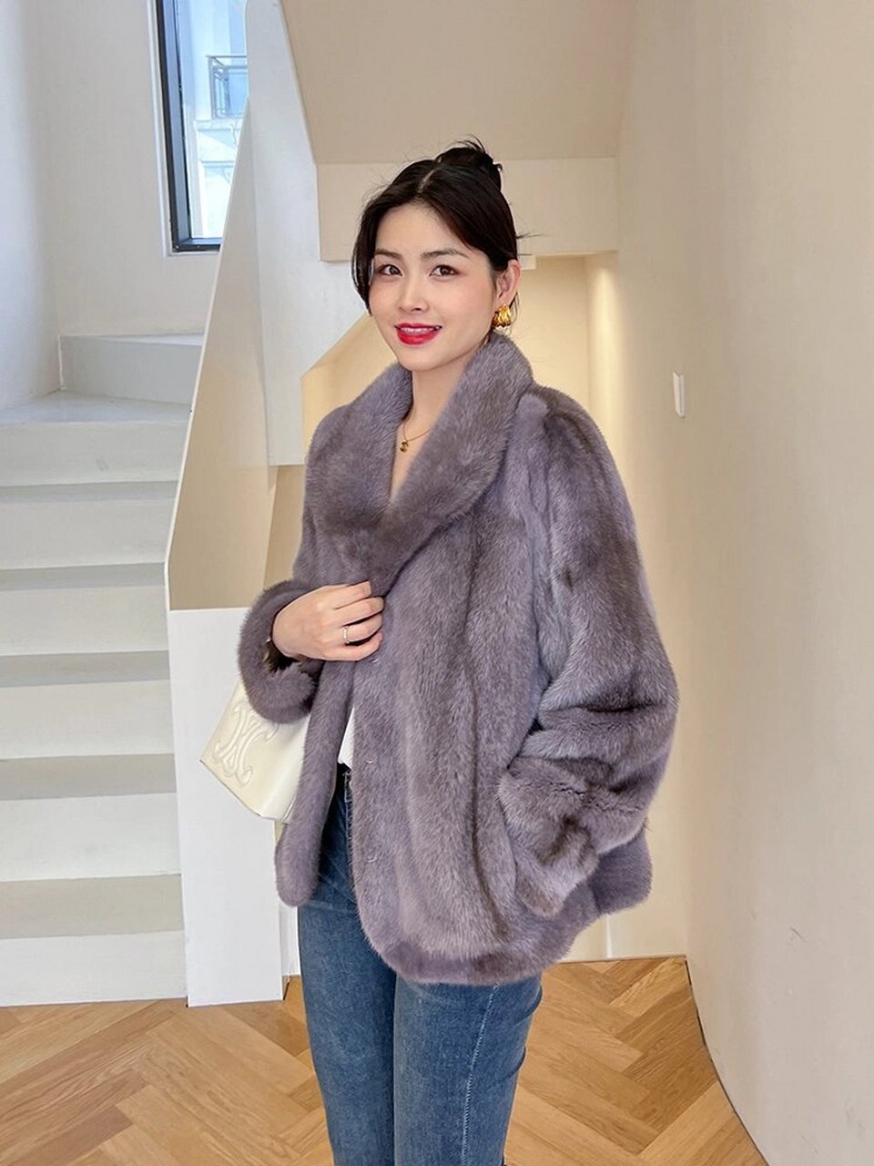 银蓝十字貂进口貂皮大衣整貂短款皮草外套女 #高端皮草# #高端女装