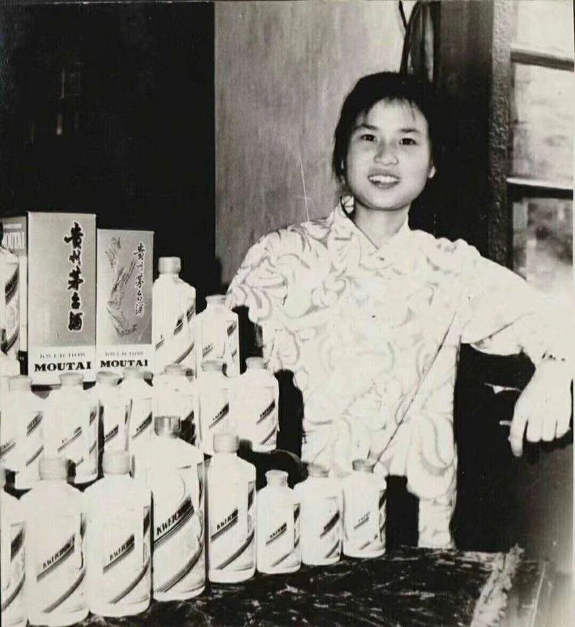 飞天茅台|酱酒大师:冯小宁 781958年,冯小宁出生在仁怀,"天生带着