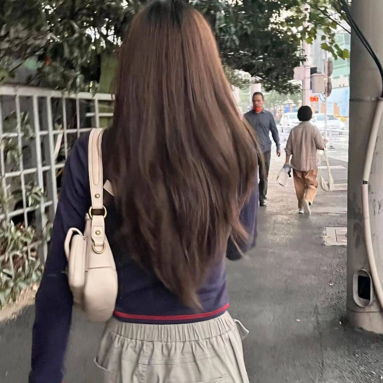 高层次长发 高层次长发 v型发尾060606 20岁最爱的发型05