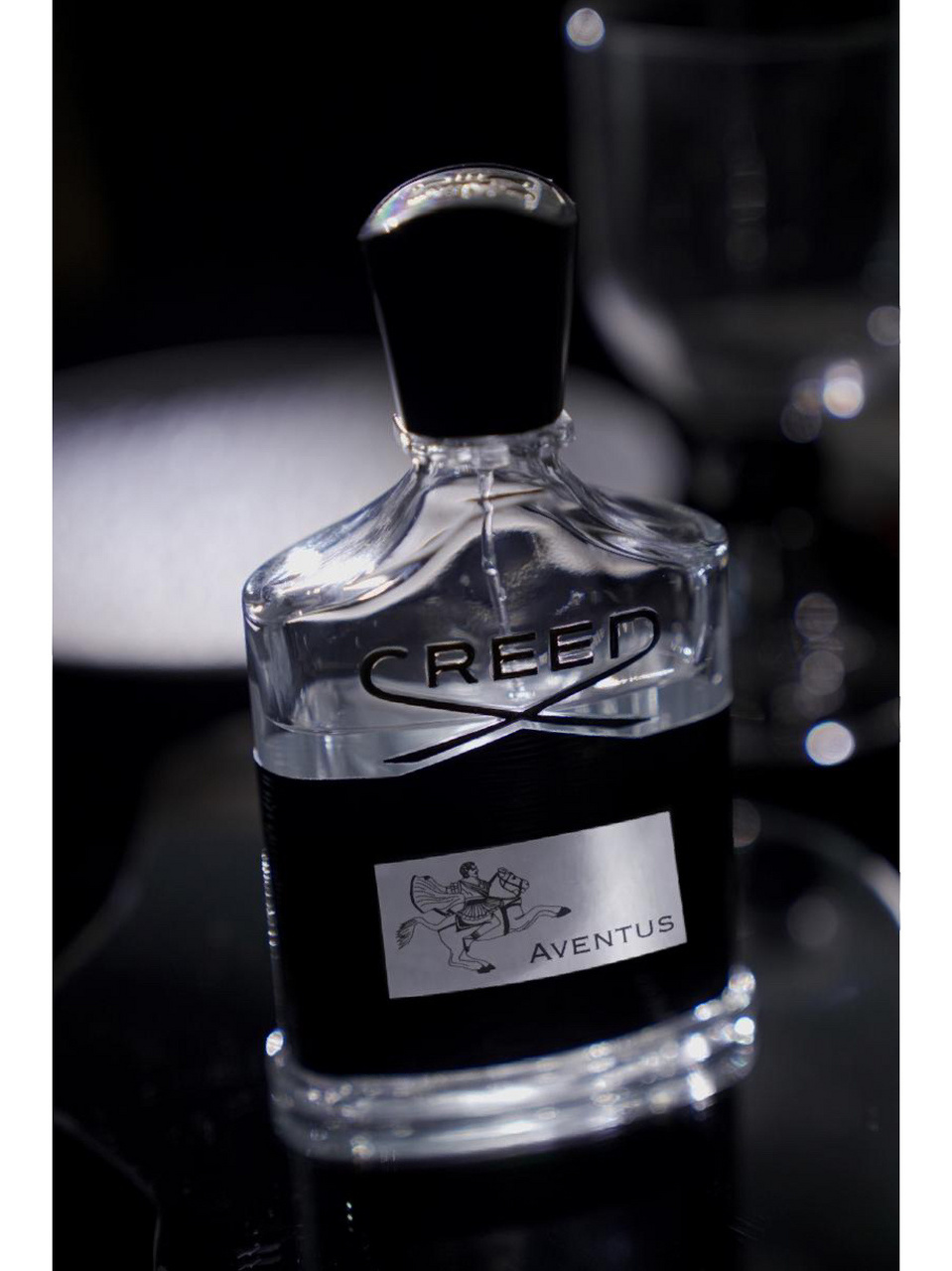 拿破仑之水95creed的经典木质香 我一直认为香味是有故事的.