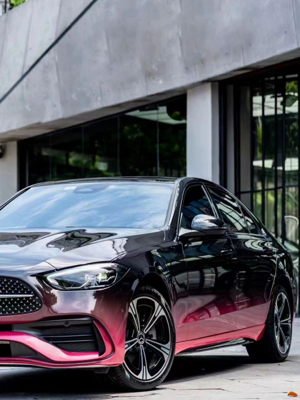 奔驰西改色–黑红渐变 超级超级帅的一款定制涂装膜,你心动了吗?