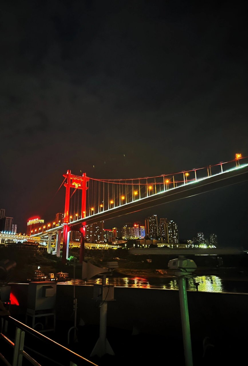 丰都鬼城夜景图片