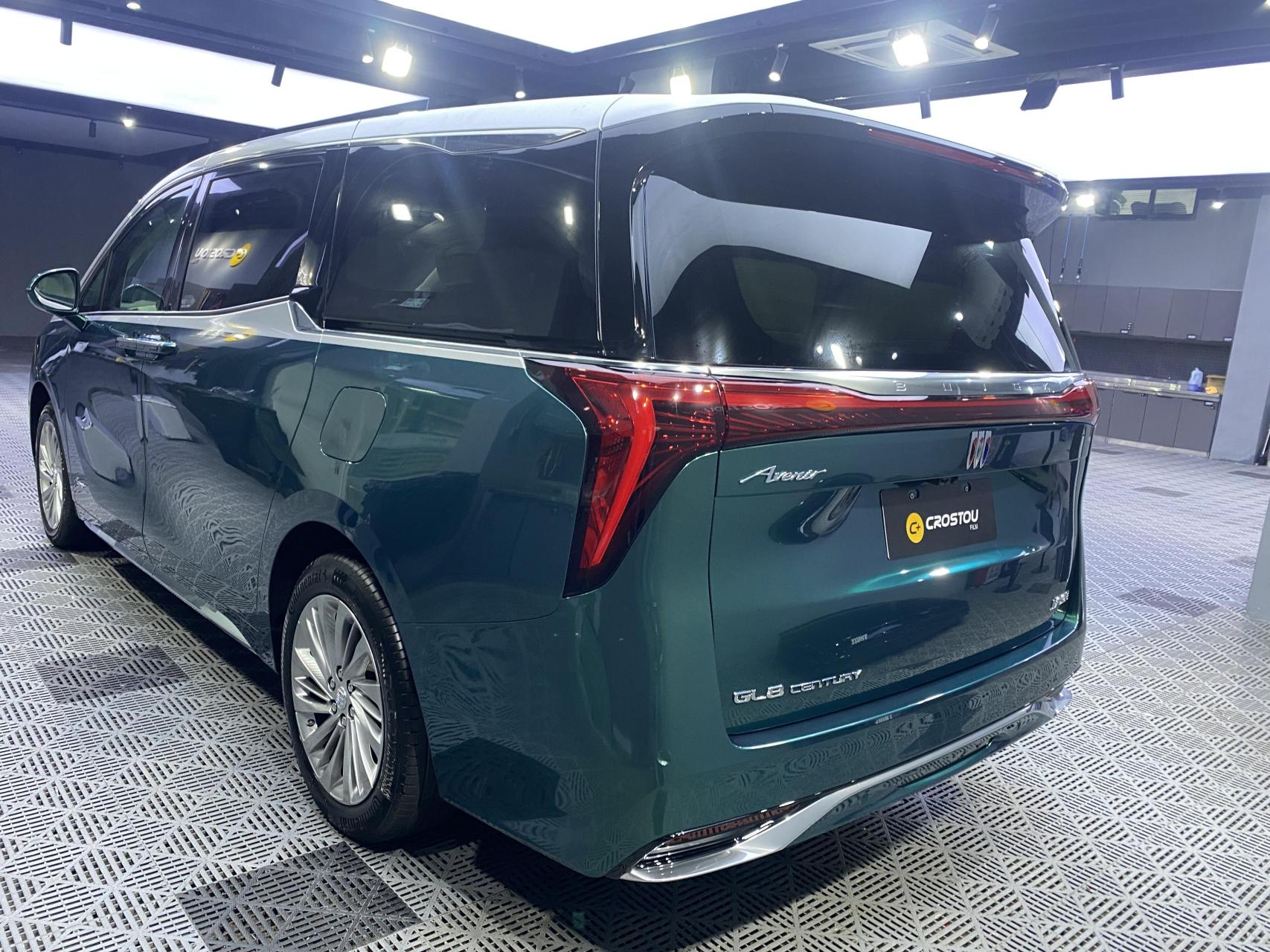 别克 gl8 世纪 金属银 璀璨皇改色.