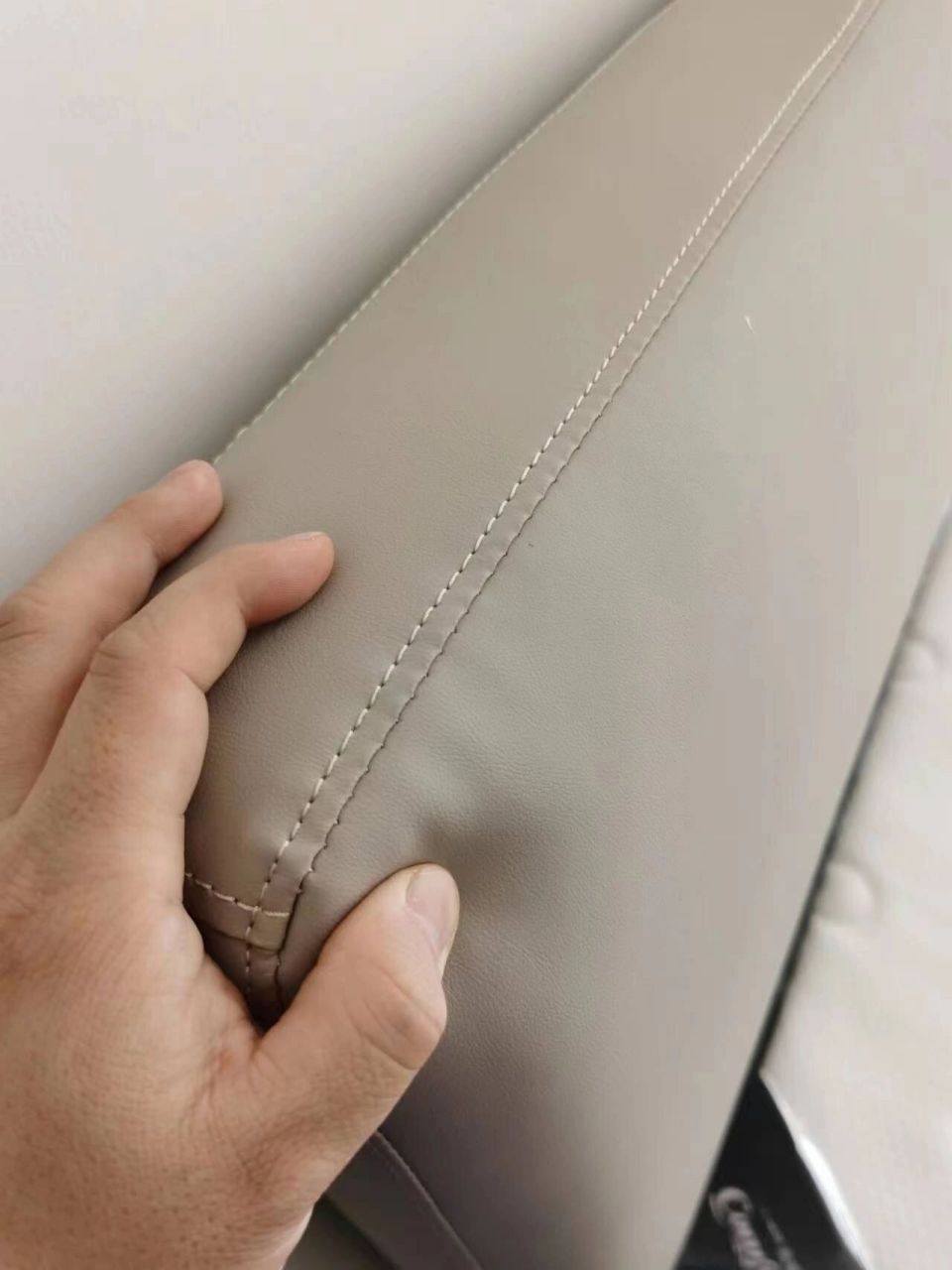 菲玛仕freemax家具官方旗舰店 床很结实,跟别家的一点也不一样,板也厚