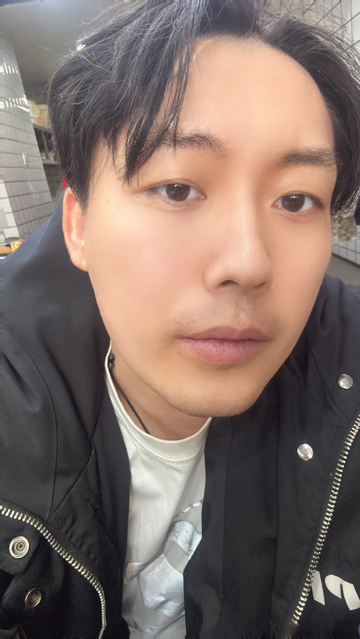 演员马旭东#  收工,早安,晚安