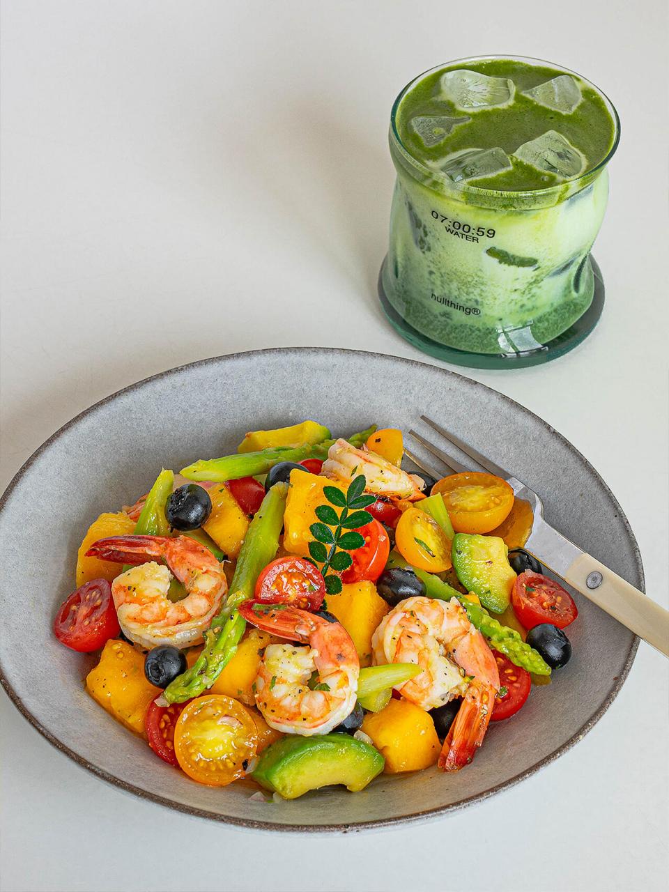 01鲜虾芦笋芒果沙拉 95抹茶牛奶 · 08食材: 芦笋,芒果03