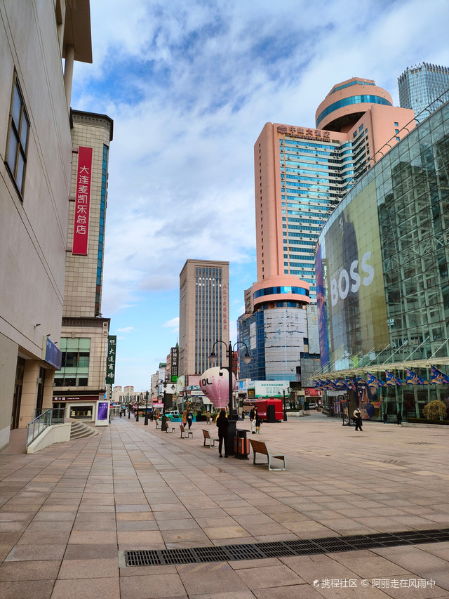 大商步行街,当年很繁华的商圈,如今也少了_大连青泥洼商圈玩法