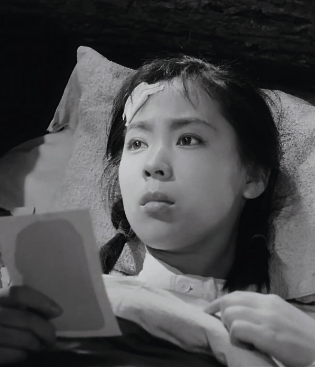 回顾经典★英雄儿女王芳剧照欣赏 《英雄儿女》是长春电影制片厂1964