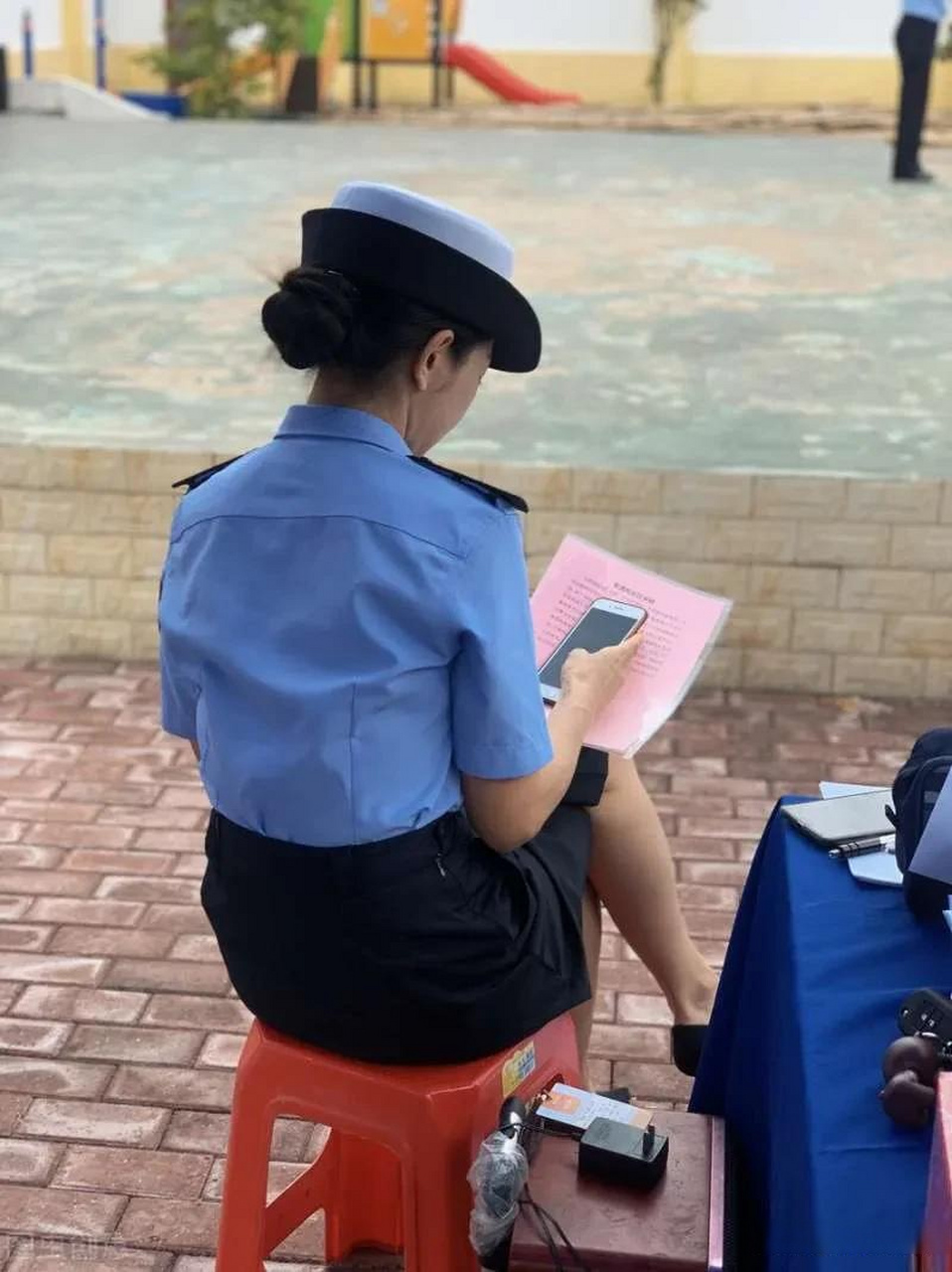 女辅警鞋子图片