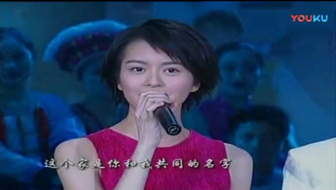 梁咏琪唱《澳门我带你回家》,黎明唱《快乐2000年》,林心如和小崔唱