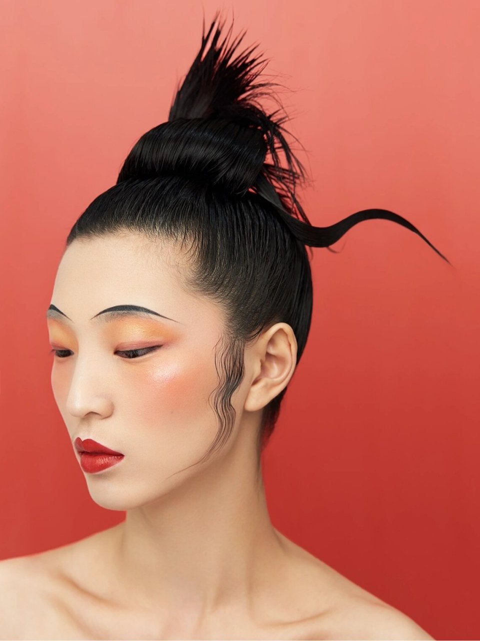 化妆作品分享|创意妆容|中国红 冈仁波齐_藏红花 摄影师:强子 模特:丘