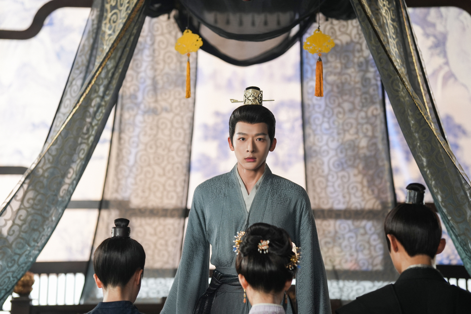 演员张晚意  #玱玹的帝王威仪##张晚意玱玹