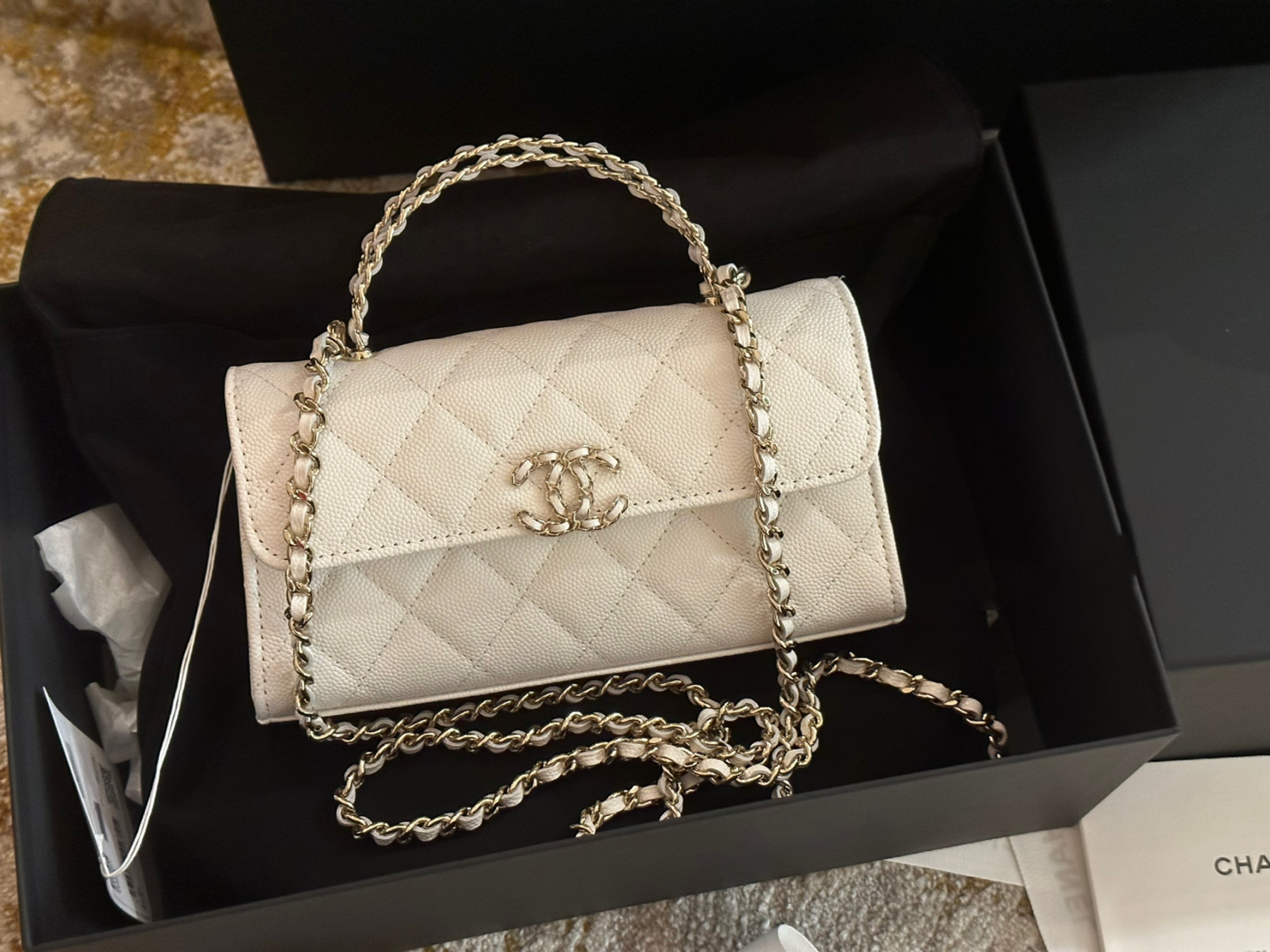 chanel香奈儿 | 23p白色kelly手柄包荔枝牛 「2023春夏款」开箱