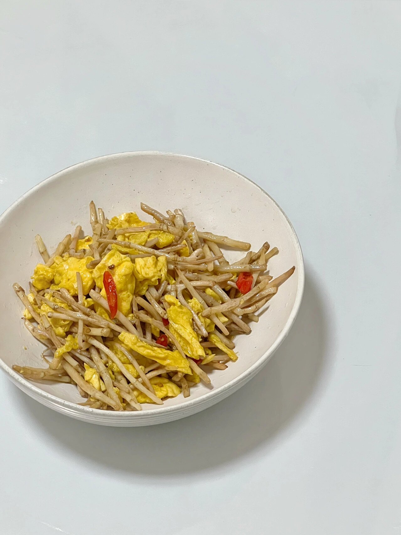 鸡蛋炒鱼腥草(折耳根
