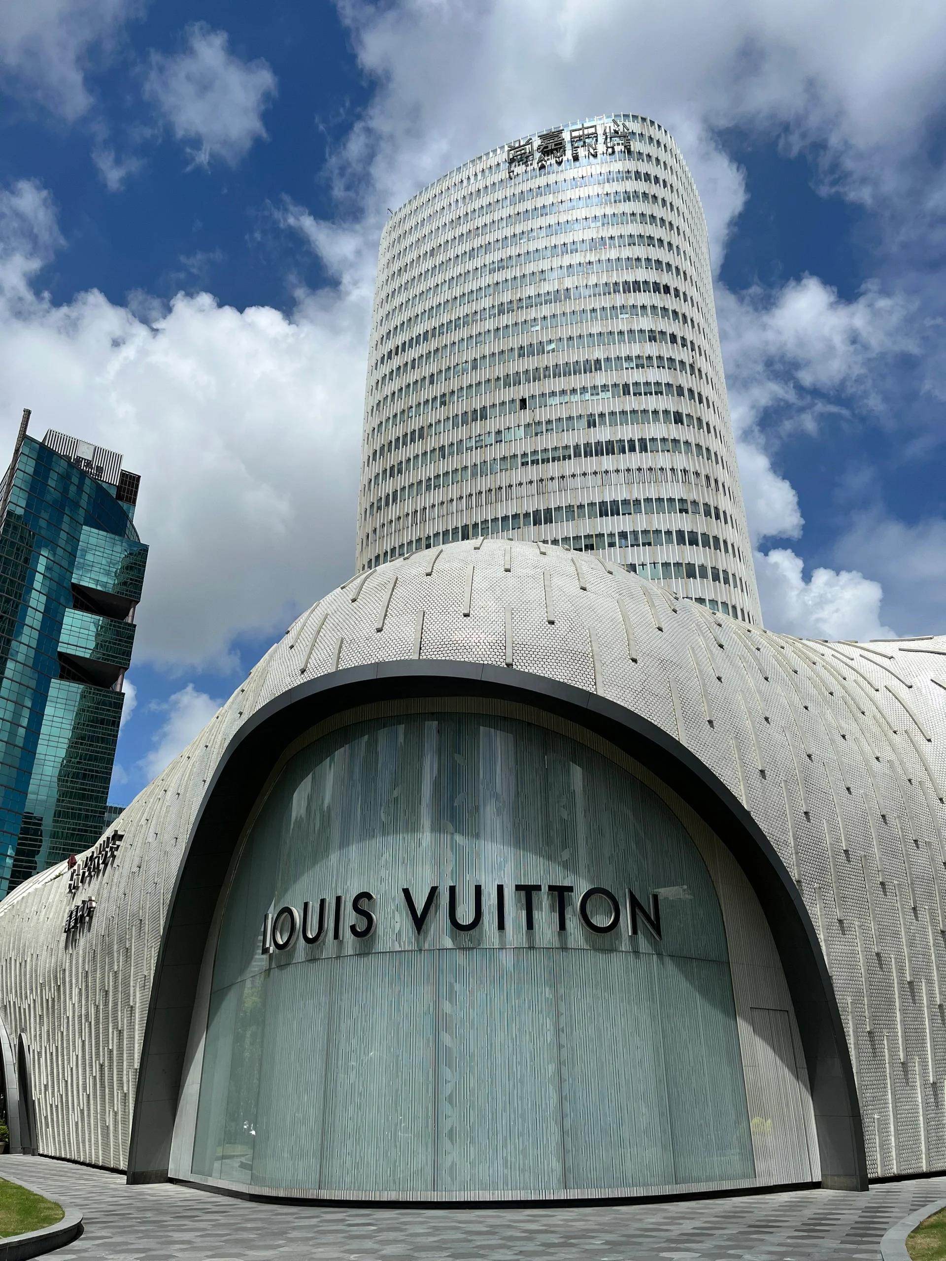 小而美的商业—尚嘉中心 92尚嘉中心作为上海内环外首家奢侈品商场