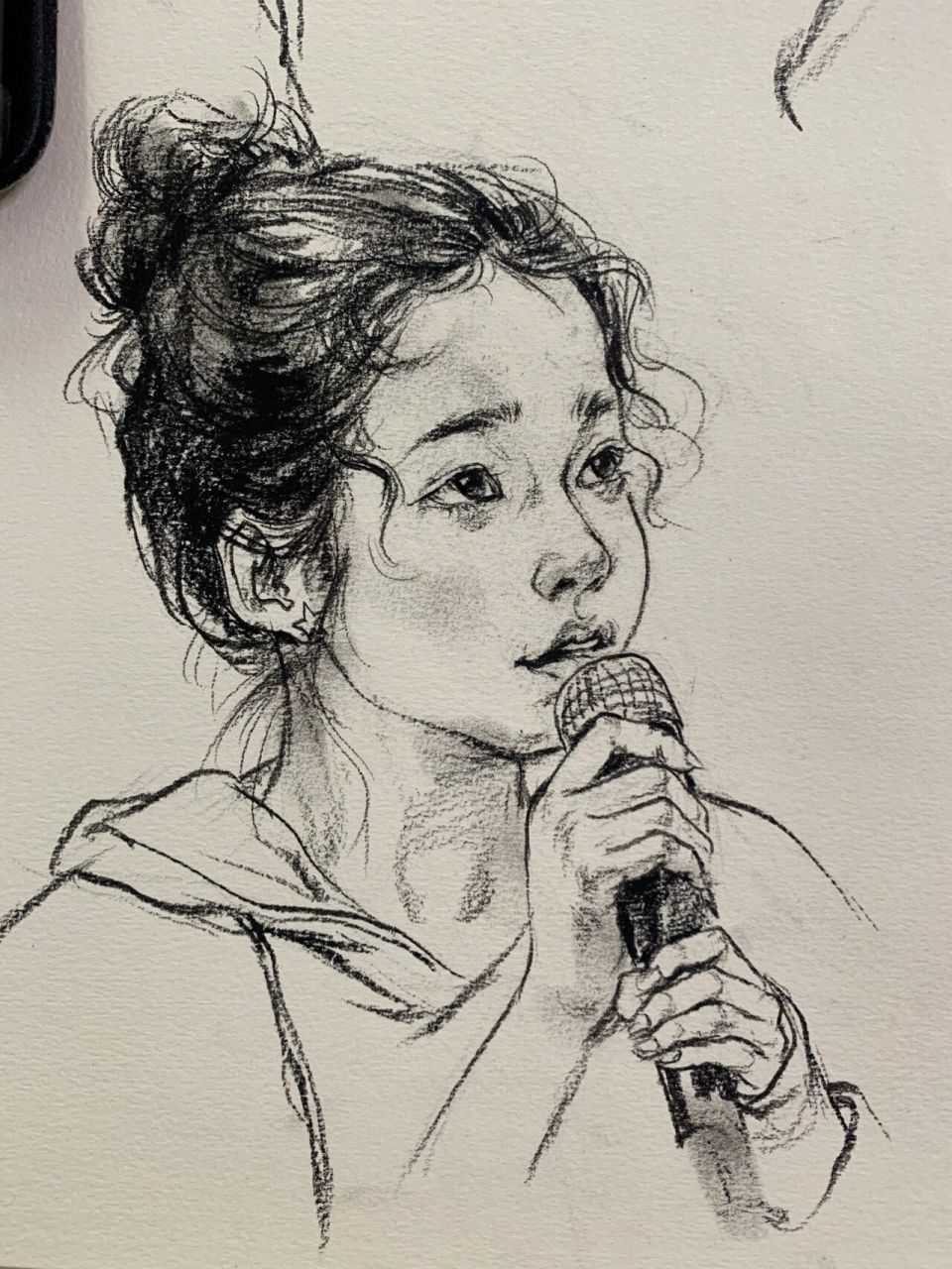 人物速写头部刻画 女孩子的柔软和细腻