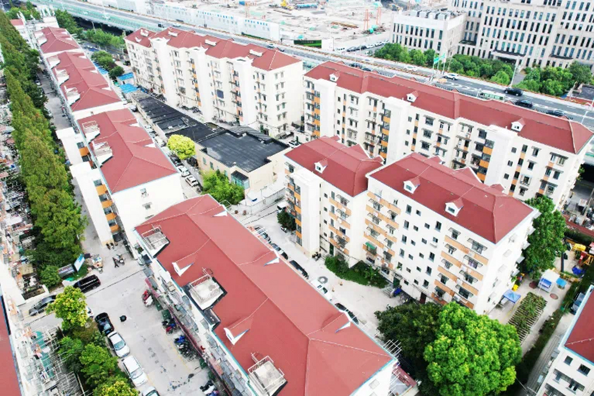 规模化加梯,这个社区有"奇兵"】日晖二村诞生于新中国加快兴建工人