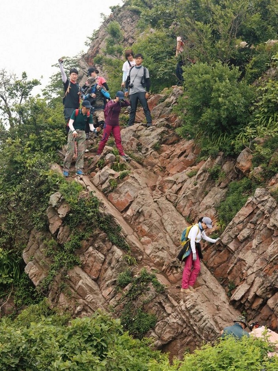 句容高骊山图片