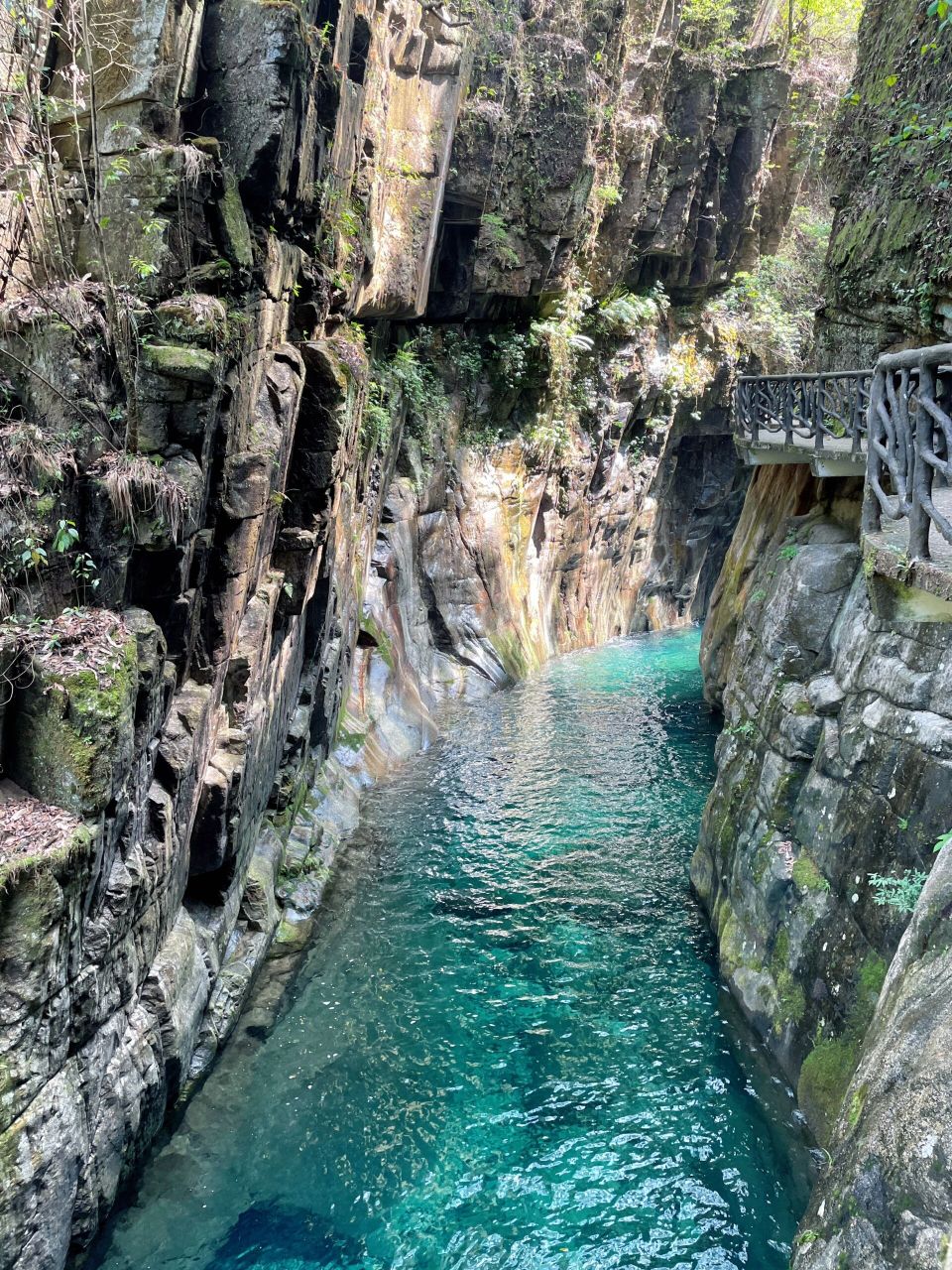 老山界龙潭江景区门票图片